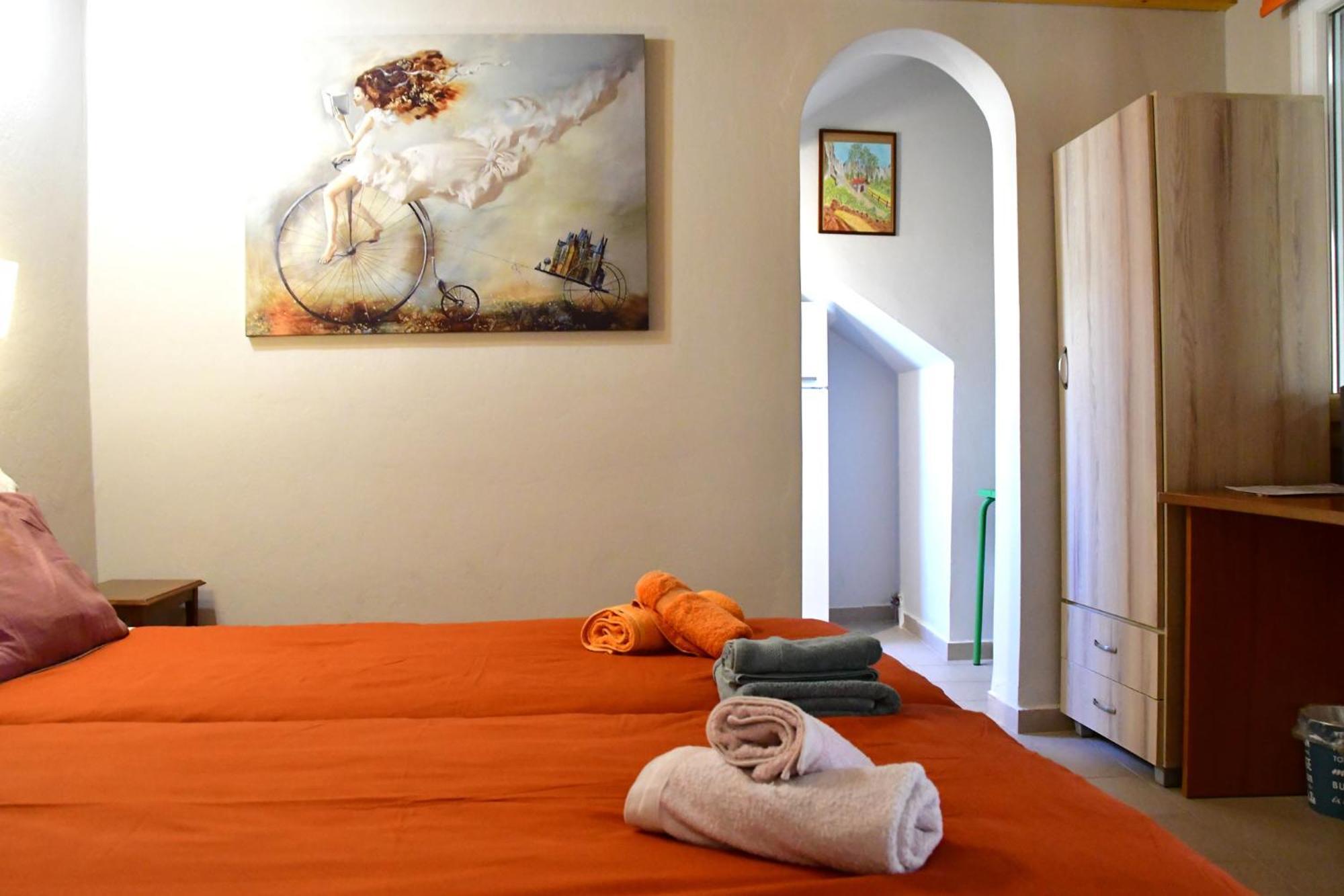 Kalokenti Studios Aegina Buitenkant foto