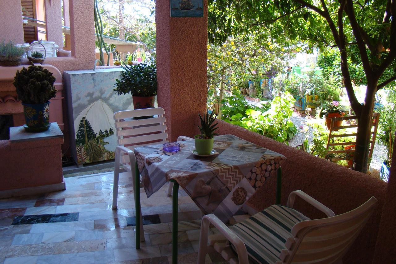 Kalokenti Studios Aegina Buitenkant foto